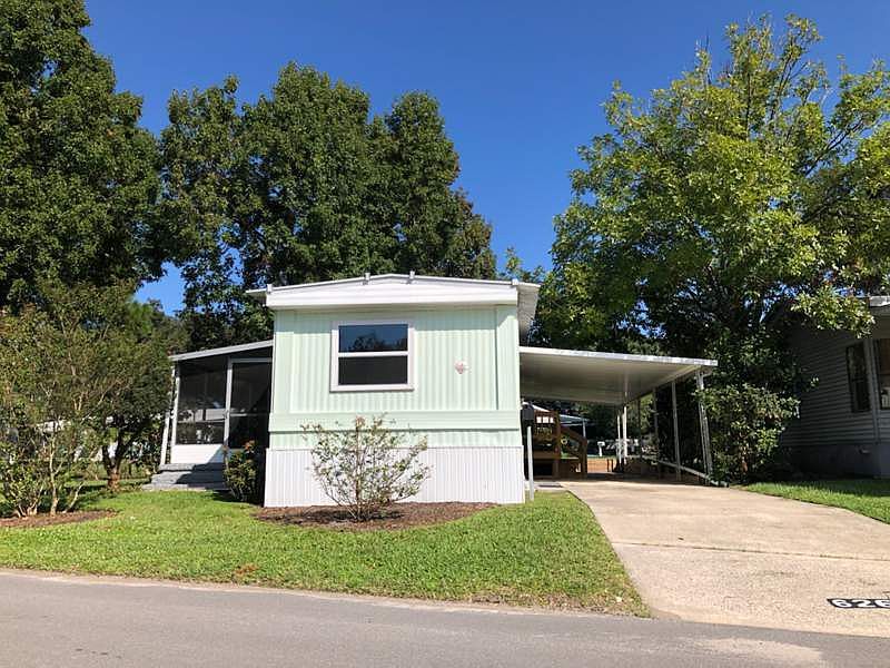 1st image of 626 Holly Hill Ave
