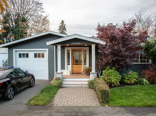 12526 NE 80th St, Kirkland, WA 98033