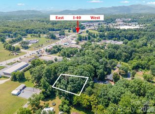 202 Wilson Dr, Morganton, NC 28655