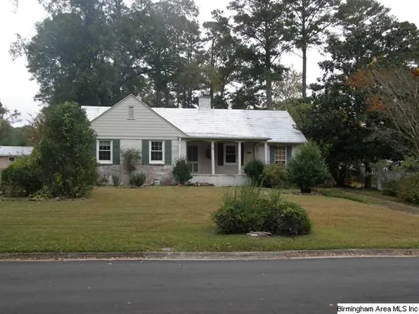 119 Meadow Ln, Trussville, AL 35173