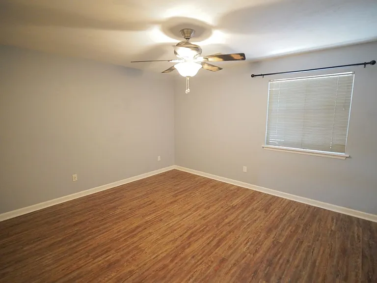 3027 Oak Hammock Ln — Photo 11