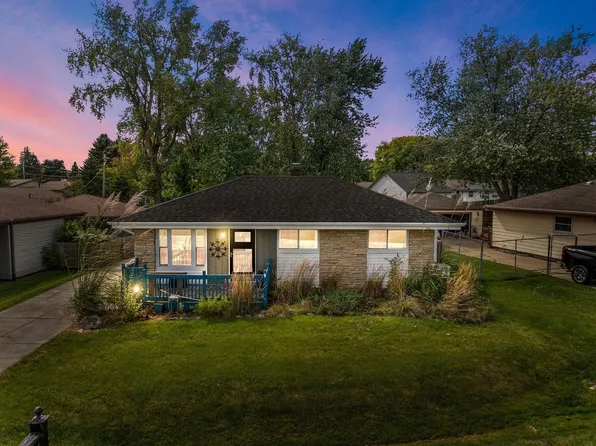 7424 Lakeshore DRIVE, Racine, WI 53402