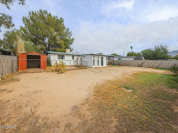5th image of 8410 E Fond Du Lac Dr