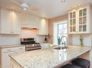 111 Algonquin Rd, Pittsburgh, PA 15241