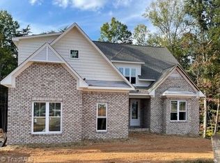 5847 Zinfandel St, Winston Salem, NC 27106