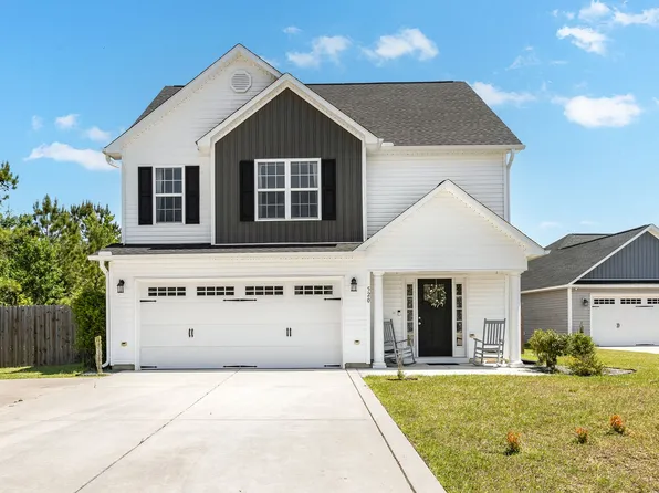 520 Black Pearl Cir, Jacksonville, NC 28540