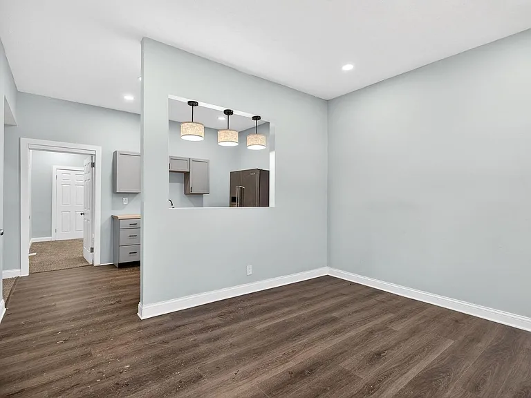 3356 W 44th St — Photo 1