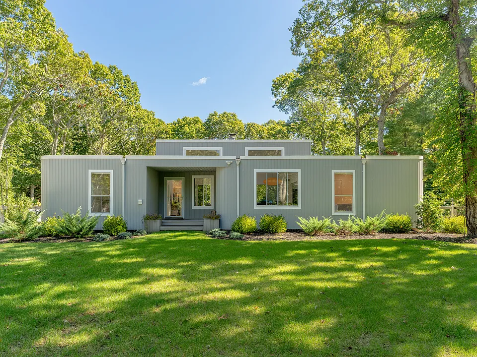 26 Wintergreen Way