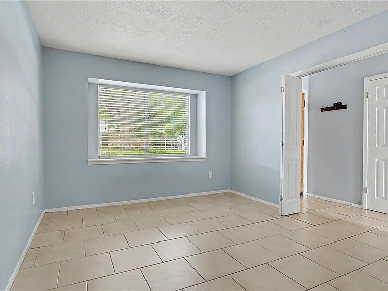 4210 Cork Ln — Photo 10