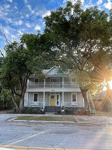 103 N Walker St #1 Photo 1