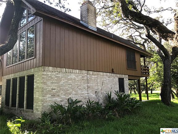 3rd image of 403 Camino Dr