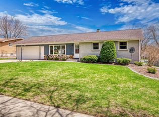 651 Sunnycrest St, Green Bay, WI 54302