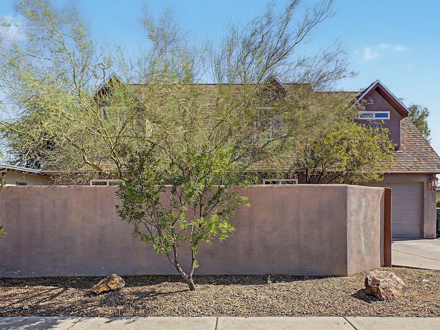 5 bed, 1787 sqft, $2,800 — Photo 2