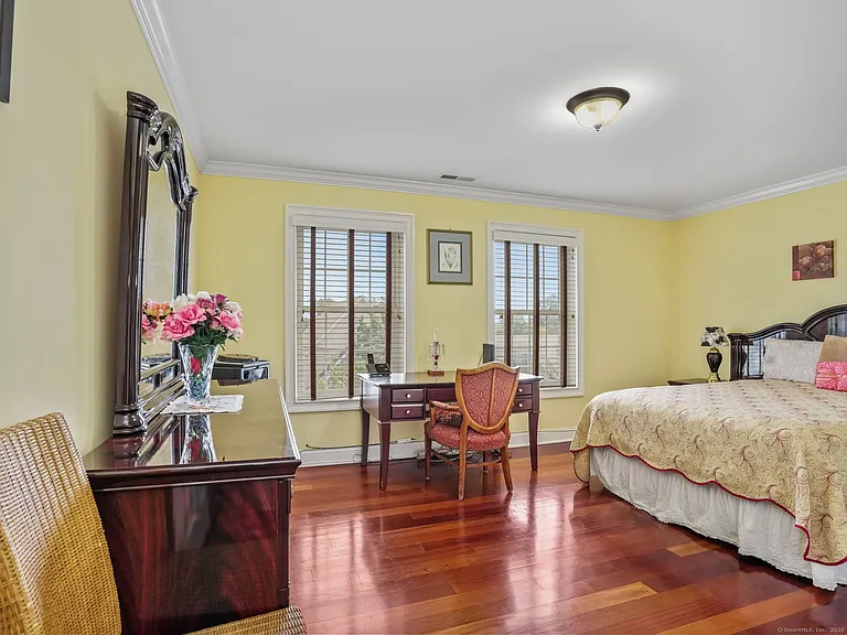 56 Barholm Ave — Photo 18