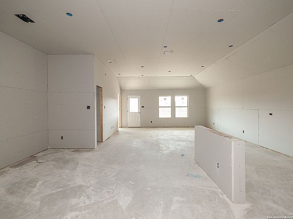 5th image of 5214 Topaz Bend