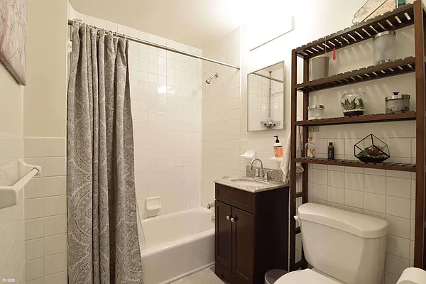 Rented by Citi Habitats | media 15