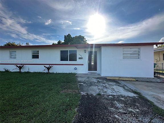4th image of 19806 SW 118th Ct