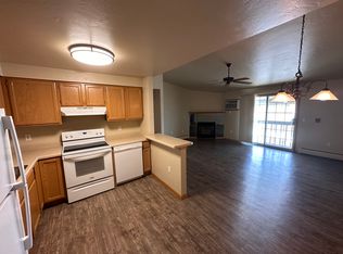 2885 Saint Anthony Dr APT 6, Green Bay, WI 54311