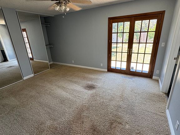 5th image of 912 Gloucester Ct