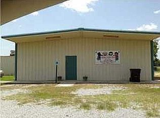 320 E Vincent St, Maurice, LA 70555