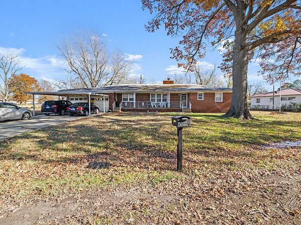306 S Jefferson St, Welch, OK 74369