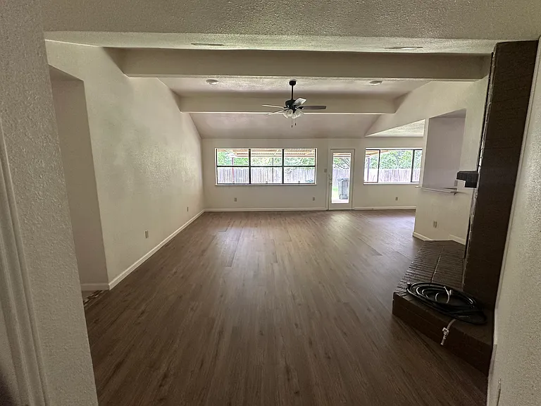 Canyon Cir — Photo 14
