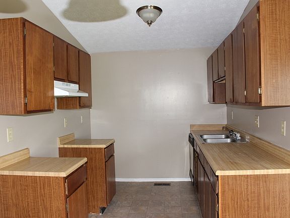 4th image of 6168 Greenfield Way
