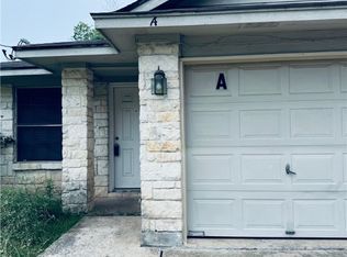 1301 E Armadillo Rd NE #A, Austin, TX 78745