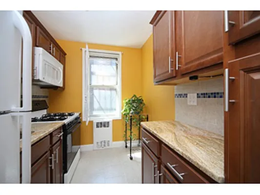 Sold by Corcoran | media 18