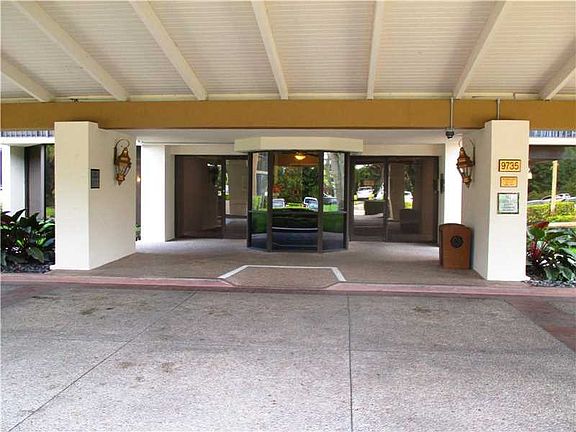 3rd image of 9735 NW 52nd St APT 417
