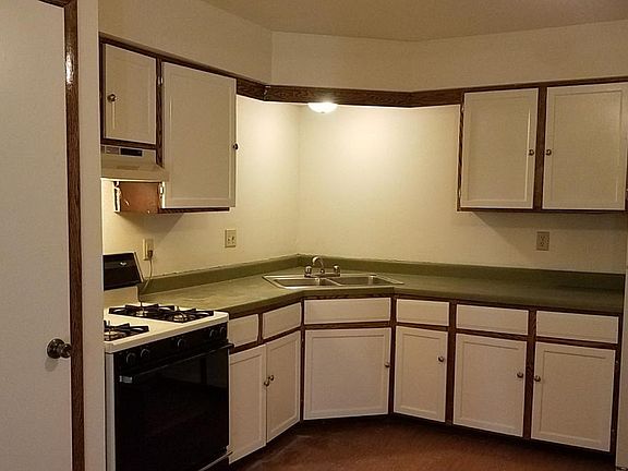 Kitchen Countertops and Cabinetry