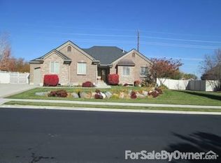 3312 W Country Bluff Rd, South Jordan, UT 84095