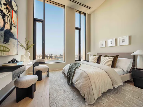 30 Front Street image 12 of 37