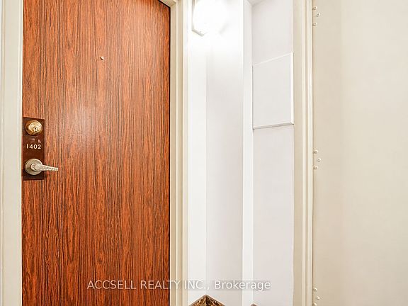 4th image of 45 Silver Springs Blvd #1402