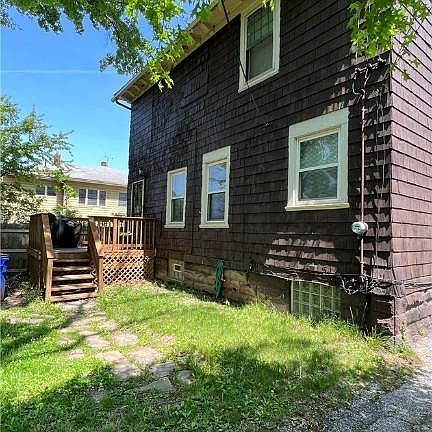 4th image of 1868 Allandale Ave