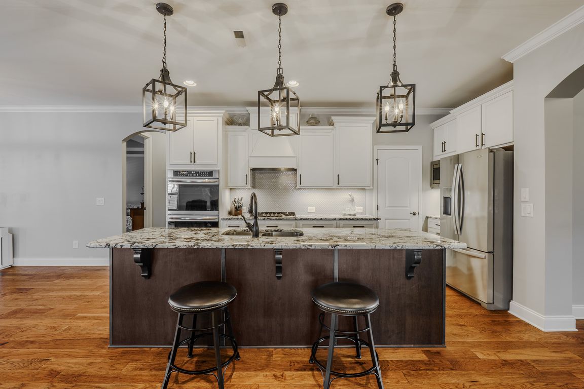 next background image