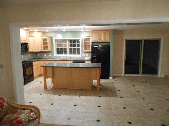 kitchen-dining w/slider to rear yard