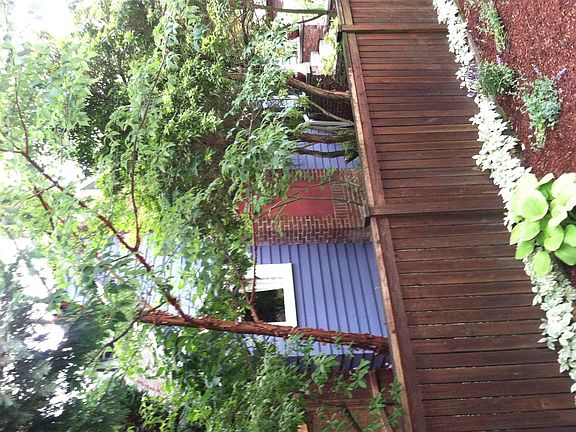 3rd image of 8827 Ravenna Ave NE