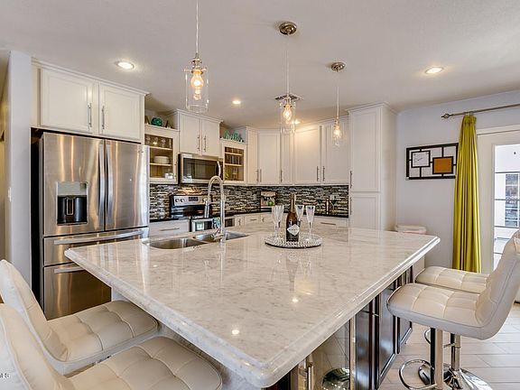 White Marble Counter