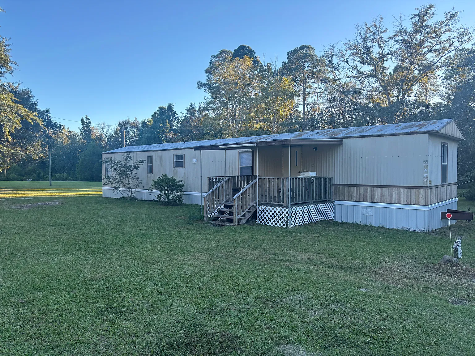 2 bed, 980 sqft, $1,200 — Photo 1