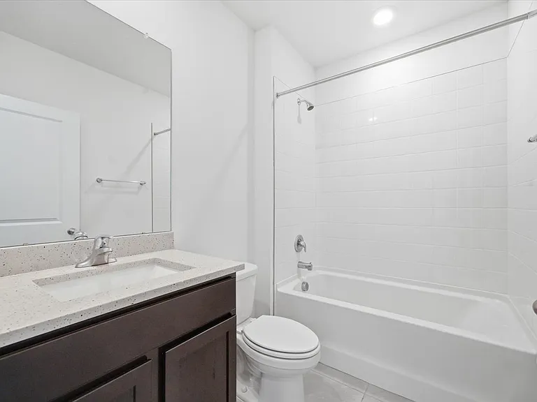 2868 Gardiner Ln — Photo 31