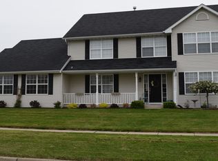 843 Bradley Ln, Belvidere, IL 61008