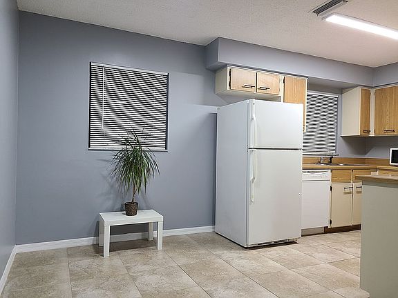 5th image of 16 Wellham Ln