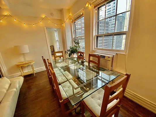 Rented by Highline Residential | media 8