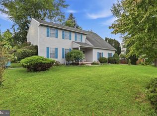 2880 Stillmeadow Ln, York, PA 17404