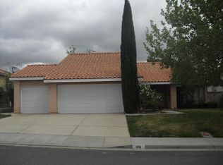 331 Rainbow Ter, Palmdale, CA 93551