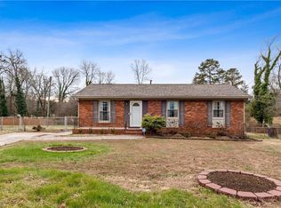 4030 Menfreya Ct, Winston Salem, NC 27106