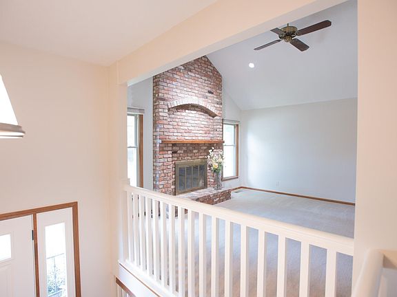 2nd image of 3721 SE 27th Ter