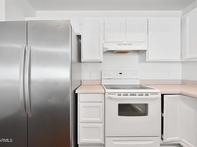 313 S Ocean Dr — Photo 7