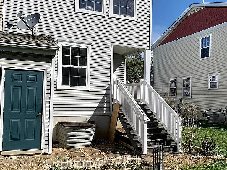 1023 Ross St — Photo 26